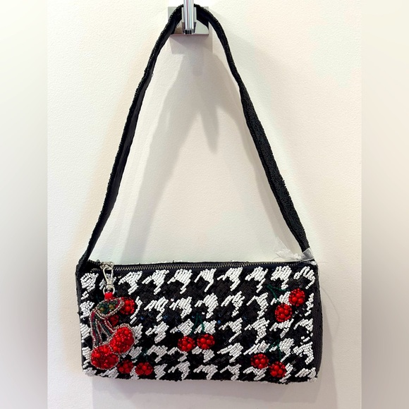 NWT Viral black and white houndstooth cherry pattern beaded baguette bag - Picture 1 of 16